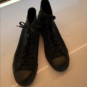 LIKE NEW Men’s CONVERSE ALL STARS 3BLACK HIGH TOPS